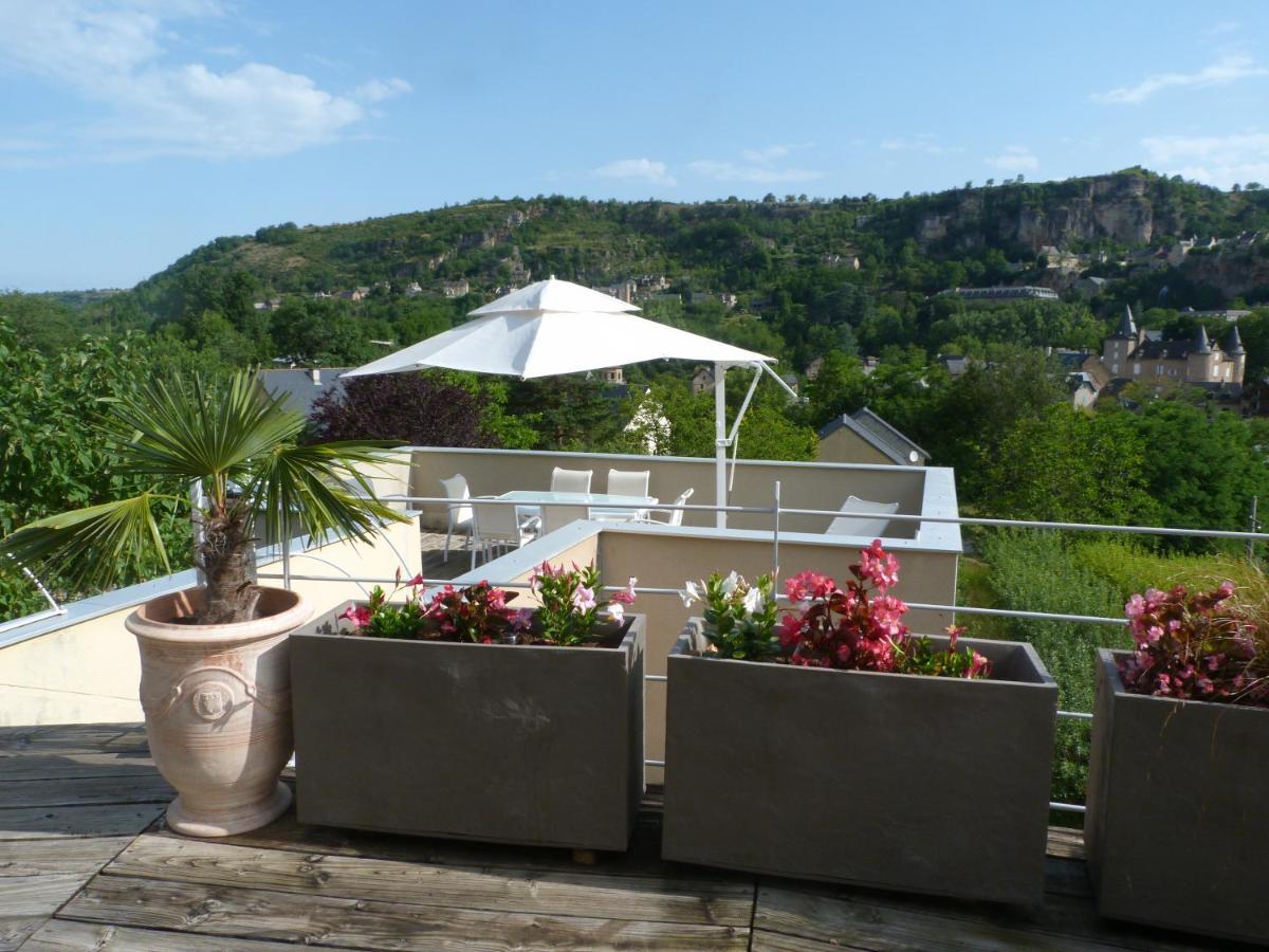 Bed and Breakfast La Desirade à Salles-la-Source Extérieur photo
