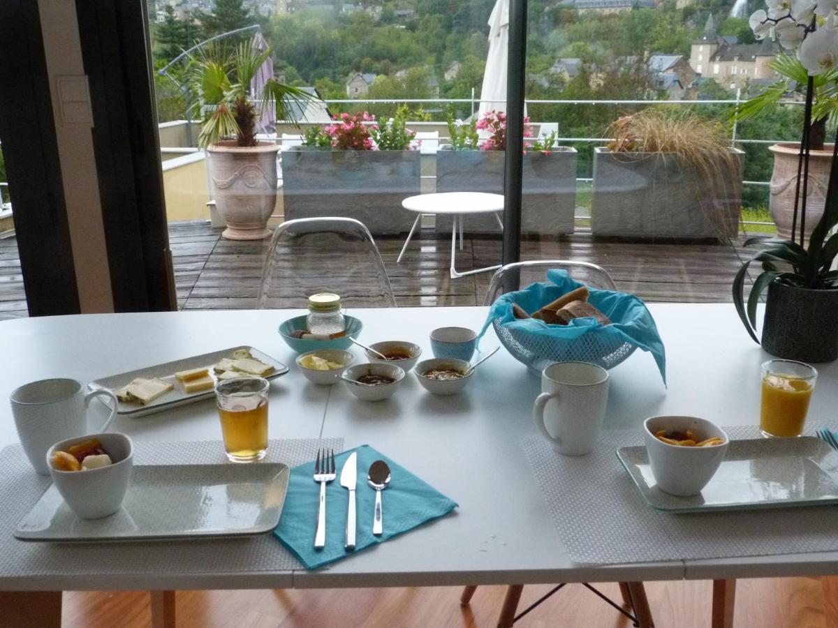Bed and Breakfast La Desirade à Salles-la-Source Extérieur photo