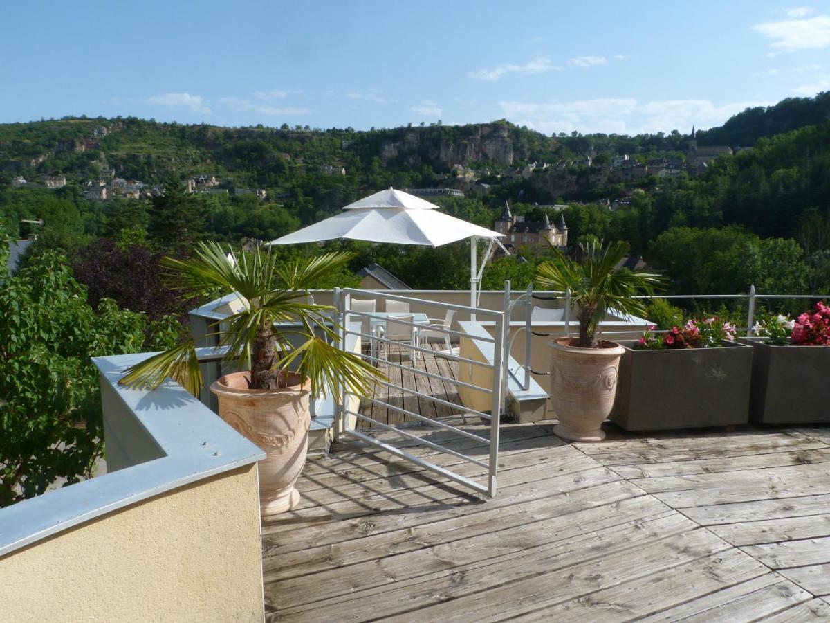 Bed and Breakfast La Desirade à Salles-la-Source Extérieur photo